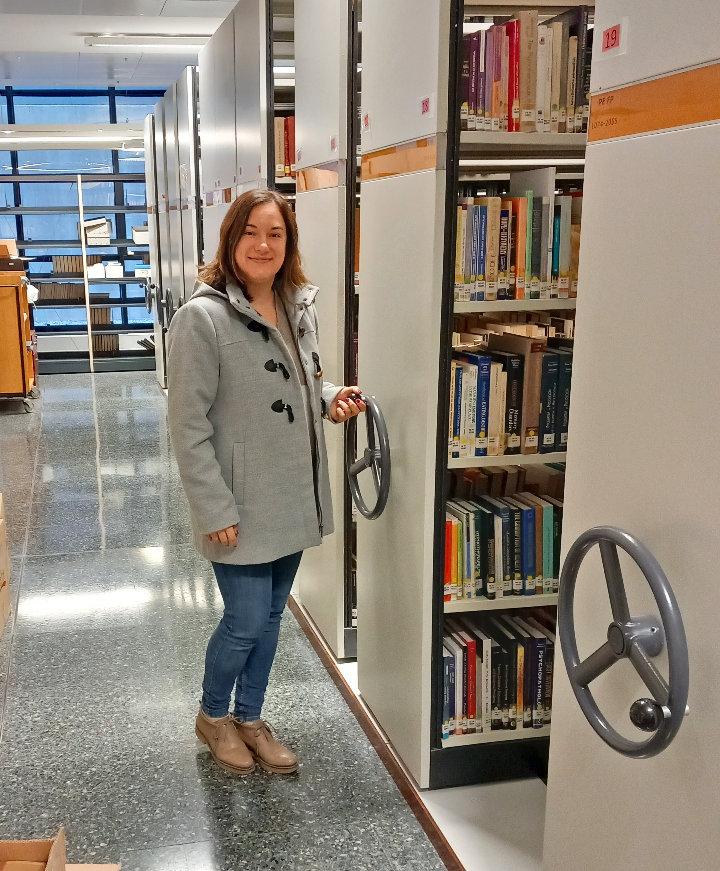 2- Aurora Rodríguez, responsable del área de Documentación y Biblioteca del Creap de Valencia