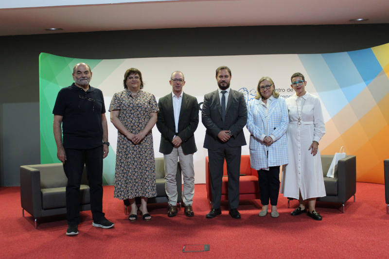 Ponentes de la primera mesa redonda